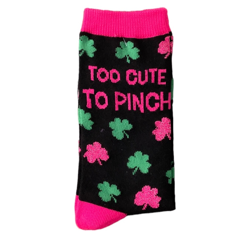 BROTHER SISTER DESIGN STUDIO Women’s Socks St Pattys Day Too Cute To Pinch NWT